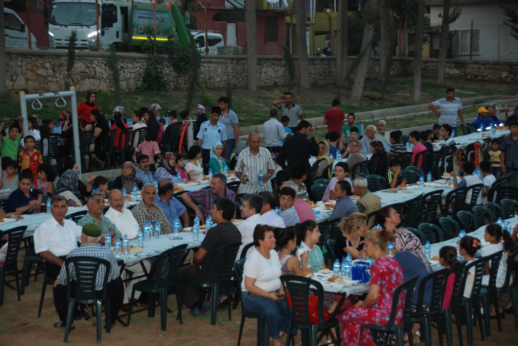 RAMAZAN ETKİNLİĞİNİN İKİNCİSİ BARBAROS MAHALLESİNDE YAPILDI