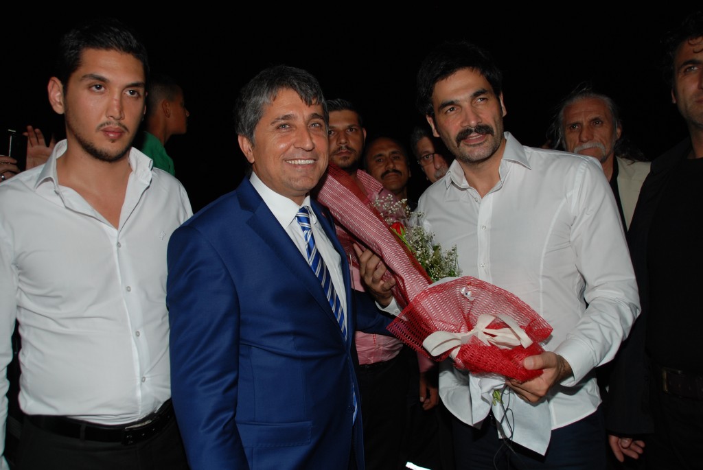 KIRIKHAN KURTULUŞUNUN 76.YIL DÖNÜMÜ UĞUR IŞILAK KONSERİ