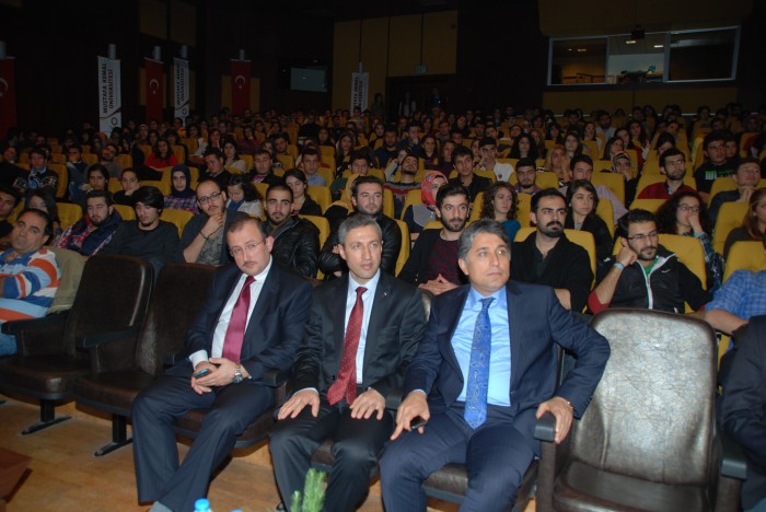 Başkan Kariyer Sensin Konferansında