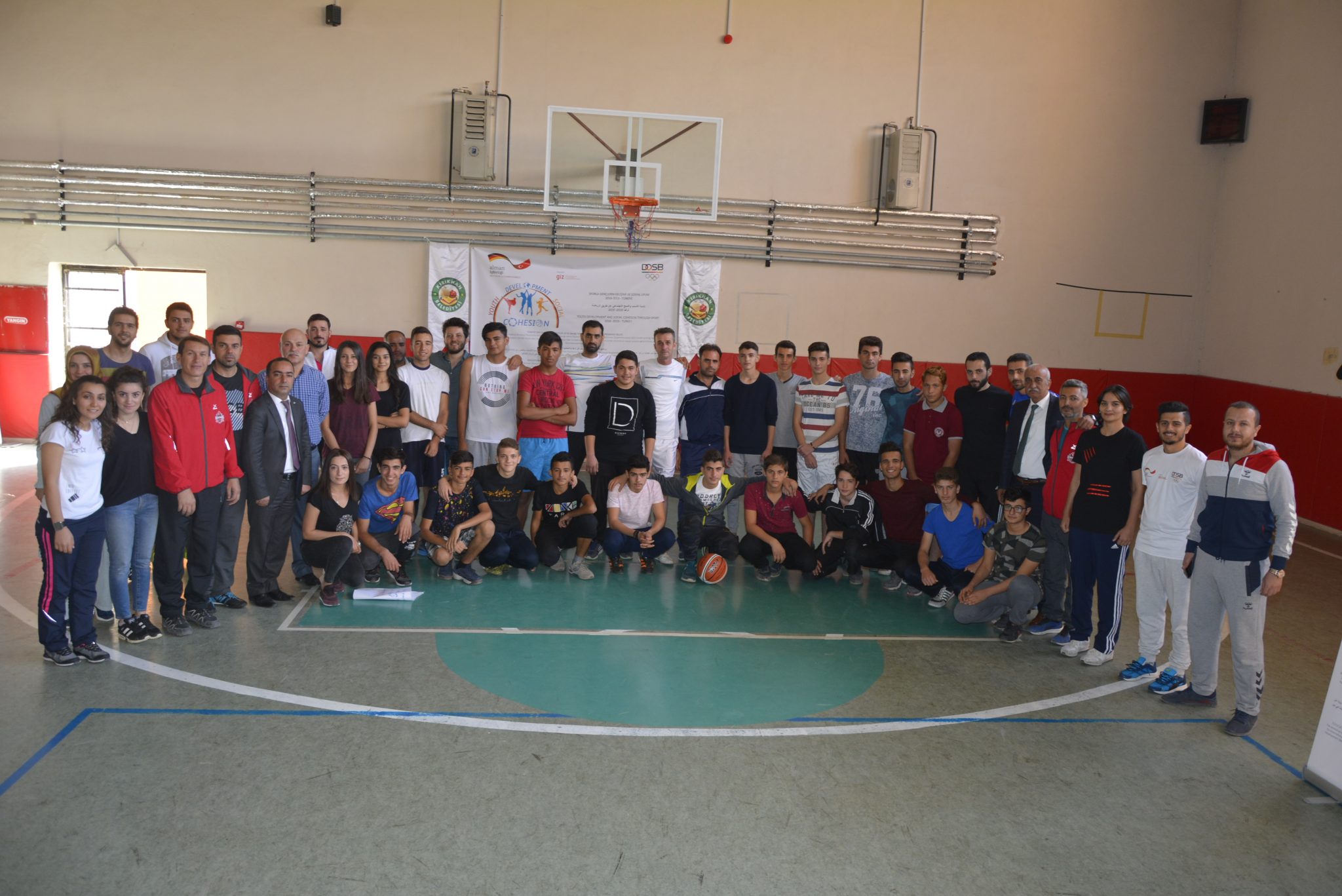 Sporla Gençlerin Gelişimi ve Sosyal Uyum Projesi Başladı.