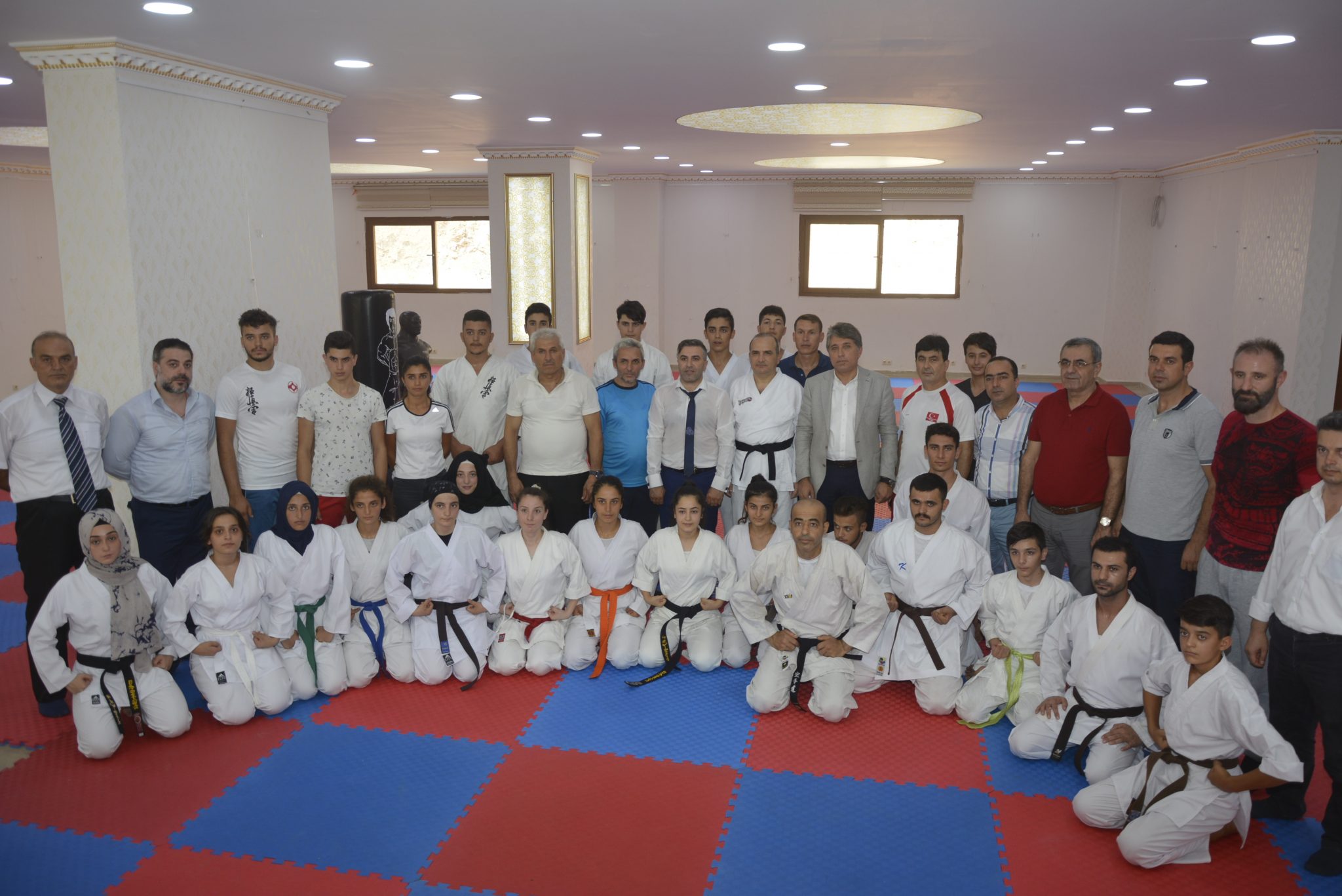BUDO KAİDO KARATE KUŞAK TÖRENİ 11 KASIM CUMARTESİ GÜNÜ KIRIKHAN’DA
