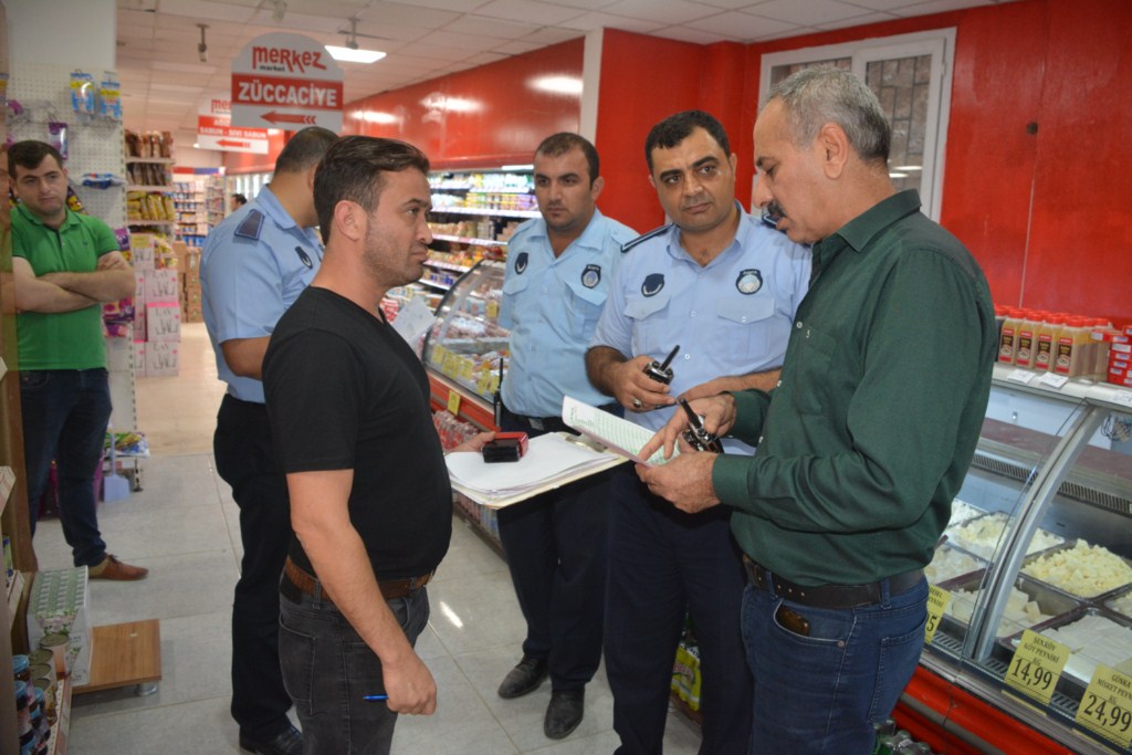 Hatay-Kırıkhan’da zabıtadan fiyat denetimi