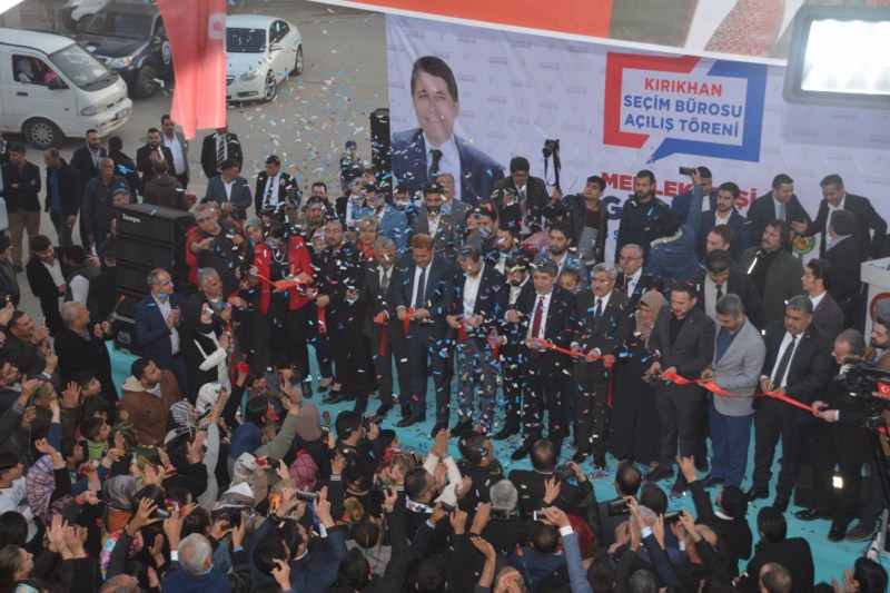 KIRIKHAN CUMHUR İTTİFAKINA VE AYHAN YAVUZ’A SEL OLDU AKTI, MEYDANLAR DOLDU TAŞTI..!