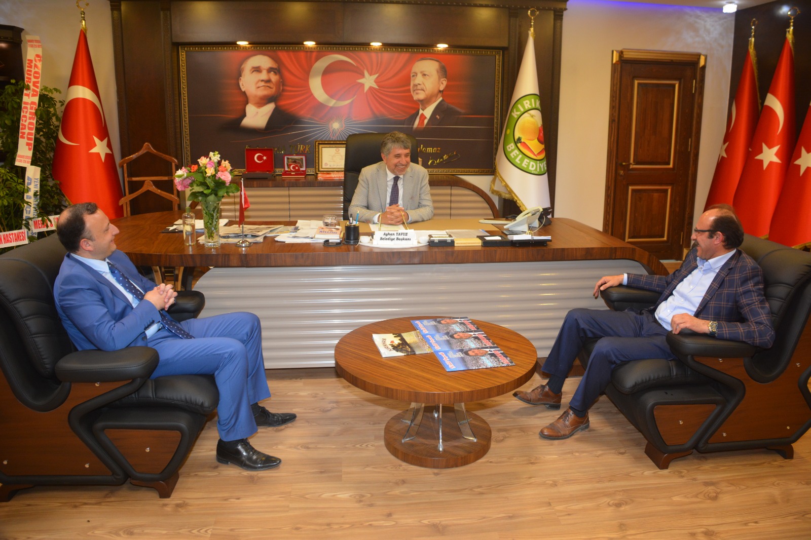 İSKENDERUN, ARSUZ YENİ VE ESKİ KAYMAKAMLARI BELEDİYE BAŞKANI AYHAN YAVUZ’A NEZAKET ZİYARETİNDE BULUNDU