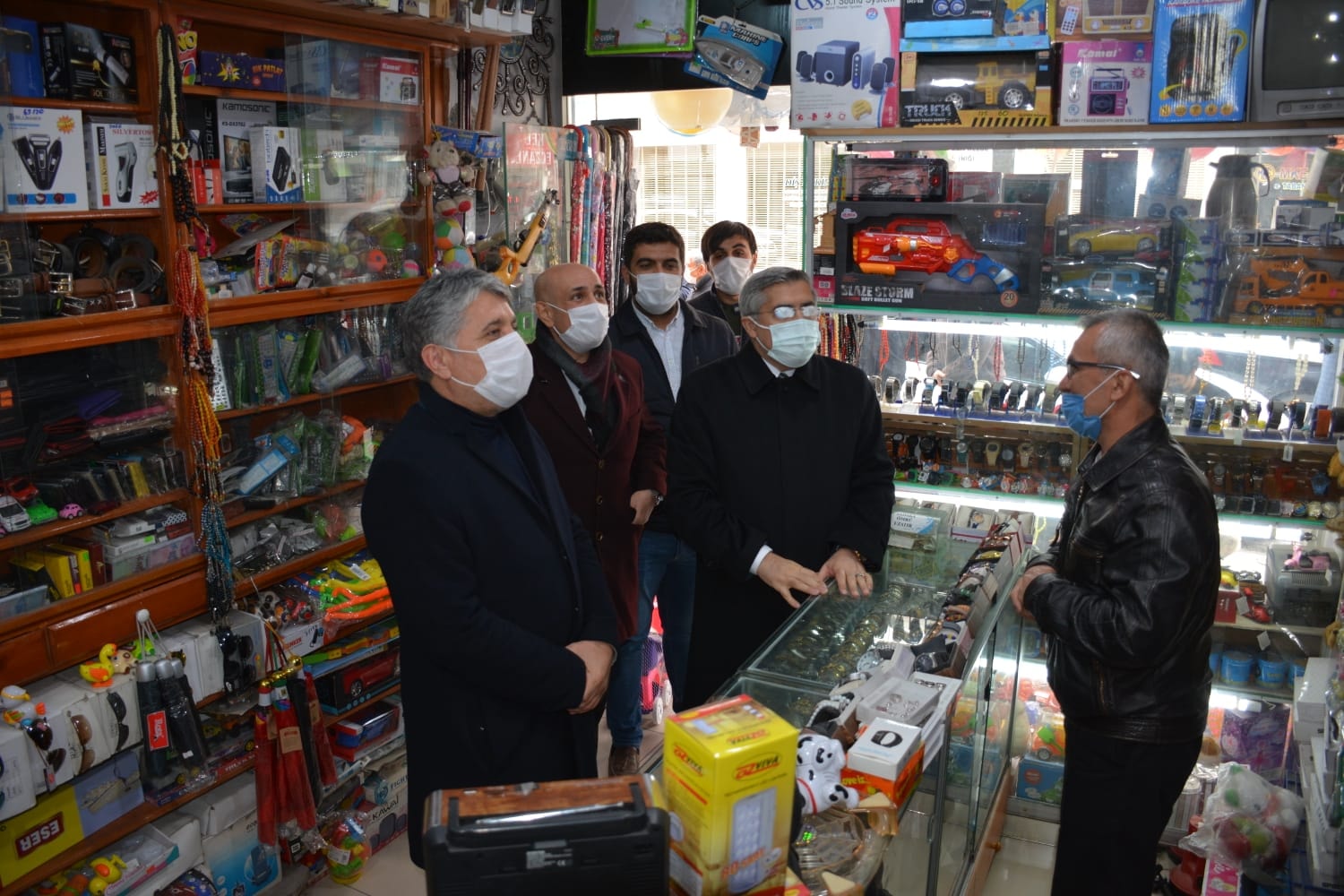 MİLLETVEKİLİ YAYMAN VE BAŞKAN YAVUZ GÖNÜLLERİ FETHETMEYE DEVAM EDİYOR
