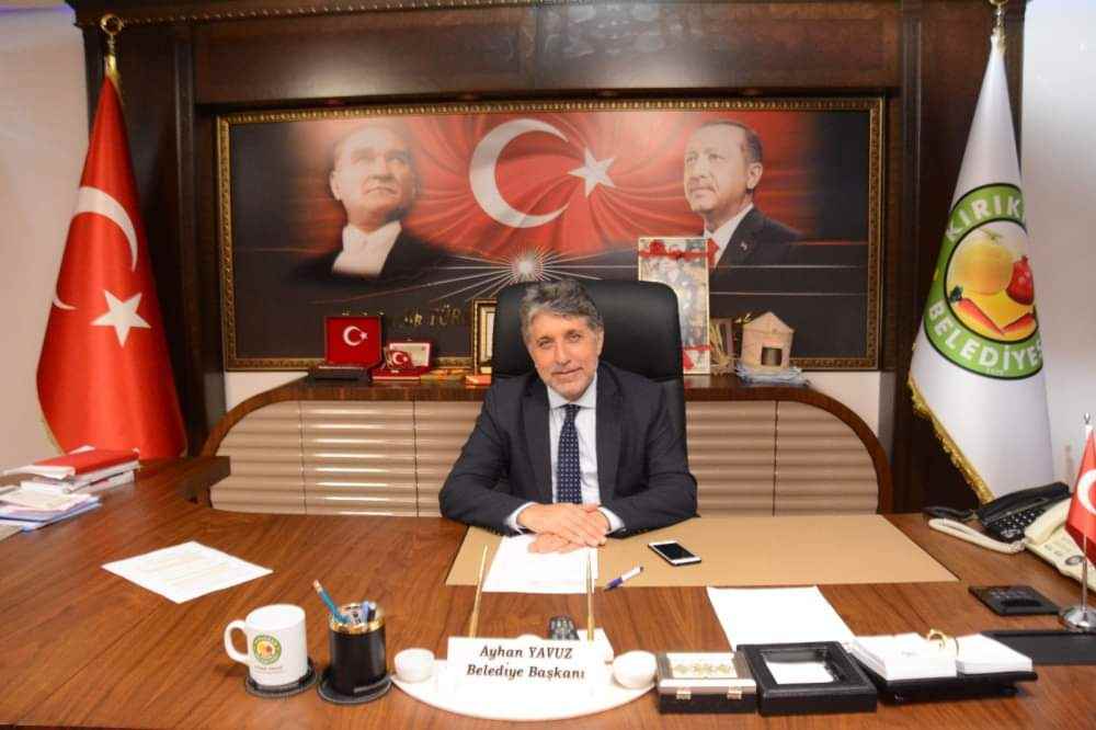 Başkan Yavuz Kırıkhan Ekspres Gazetesinin 28. Yıl Dönümünü Kutladı
